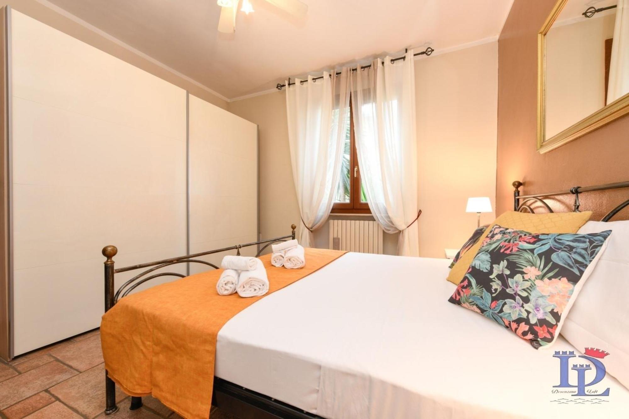 Desenzanoloft Official Partner Marriott Homes & Villas - Garden & Pool Desenzano del Garda Exterior photo